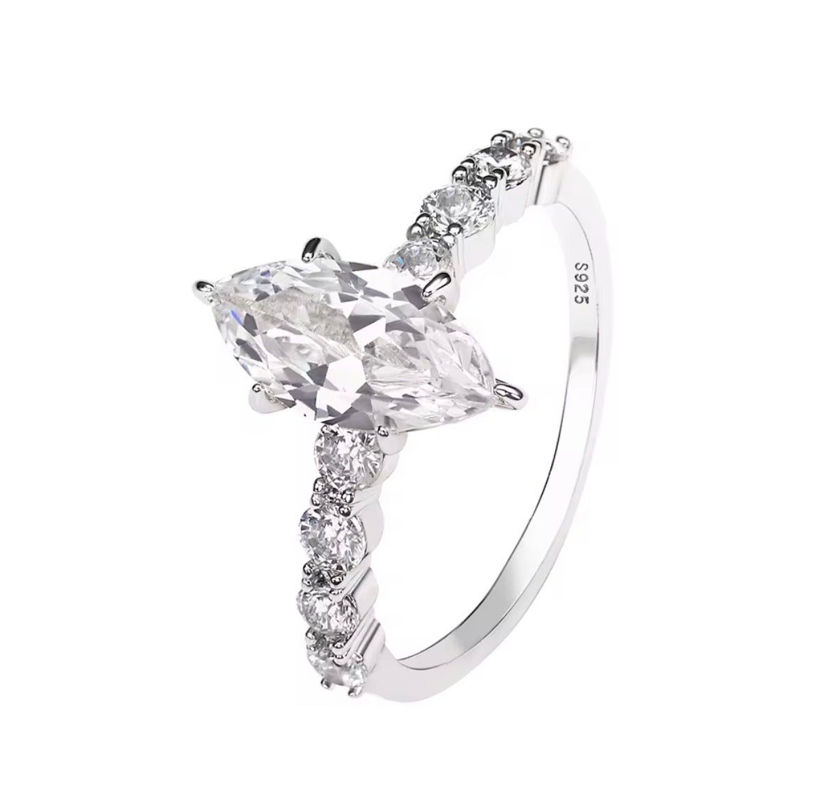 Marquise Luxe Ring