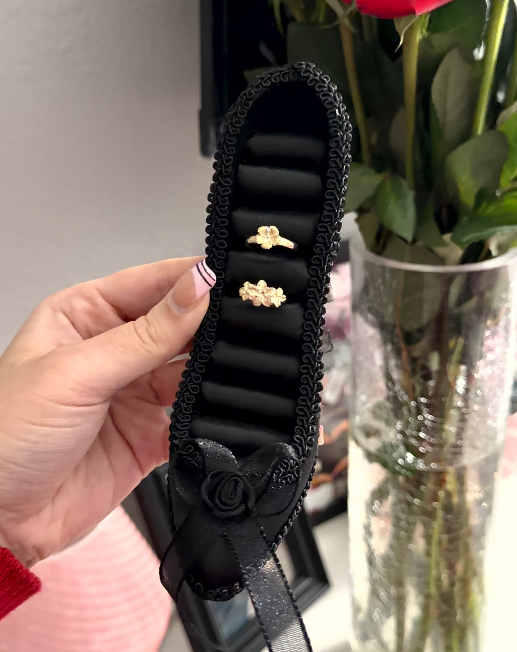 Coquette Heel Jewelry Display