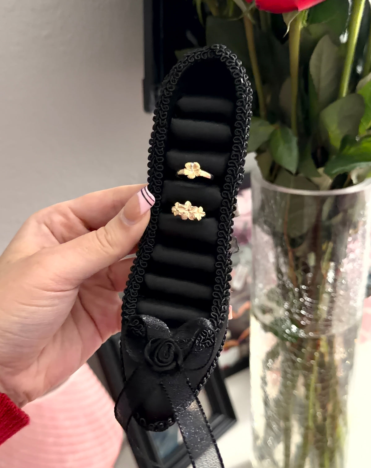 Coquette Heel Jewelry Display